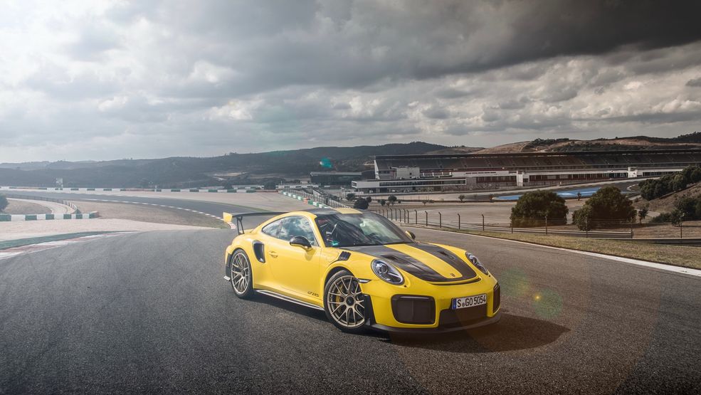 Porsche 911 GT2 RS (2017)