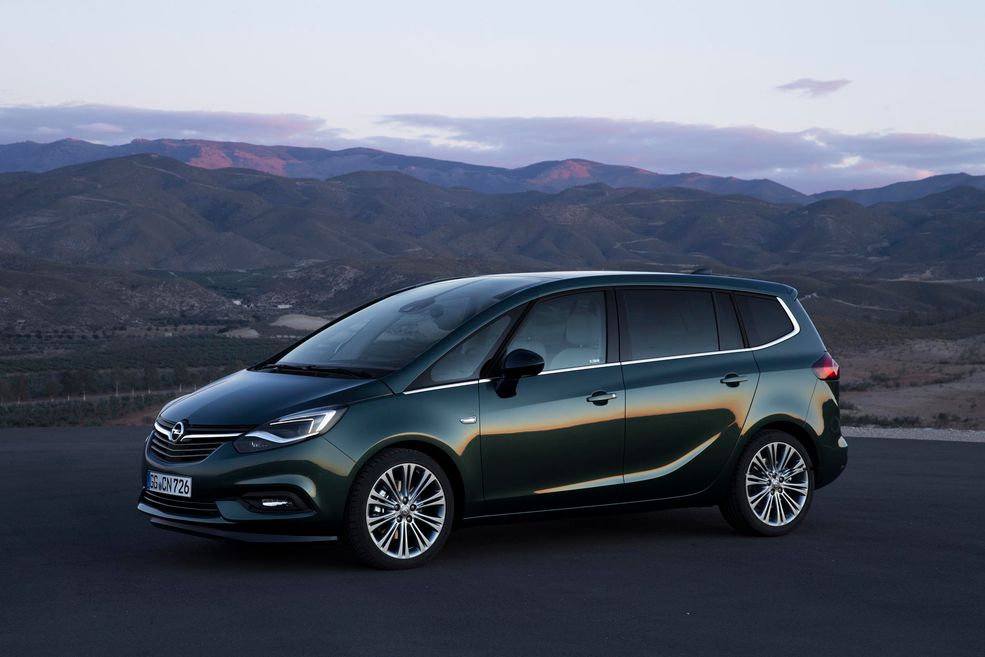 Opel zafira 2021