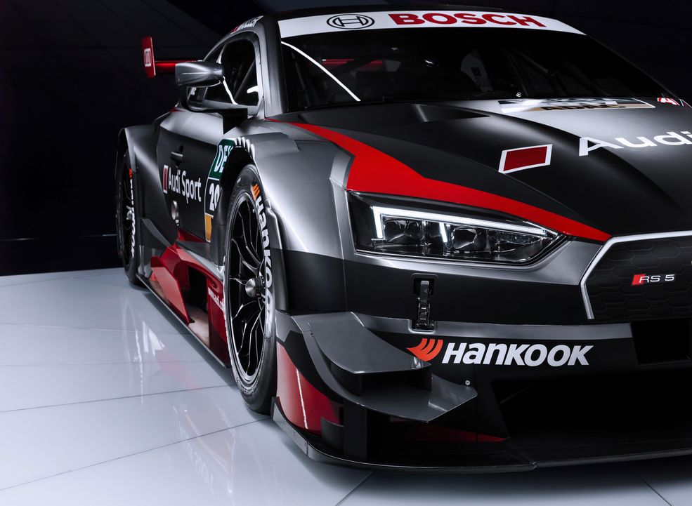 A propos kierowców, po dwa samochody Audi zgodnie z nowymi regulacjami będą wystawiane w trzech zespołach. Oto ich skład:
Team ABT Sportsline: Mattias Ekstrom i Nico Muller
Team Phoenix: Loic Duval i Mike Rockenfeller
Team Rosberg: Rene Rast i Jamie Green