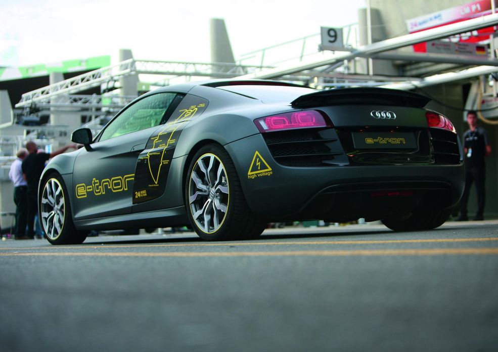 Audi R8 e-tron-28