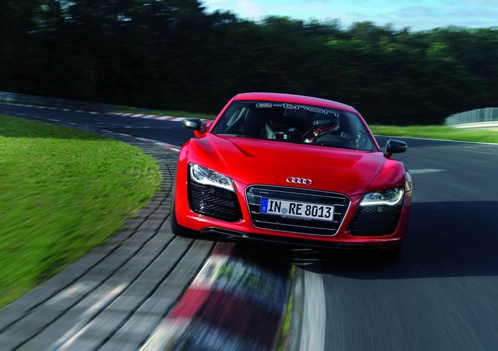 Audi R8 e-tron-39