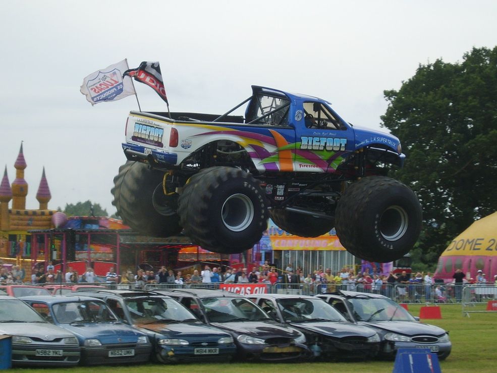 Monster truck BigFoot 17 na bazie Forda F150