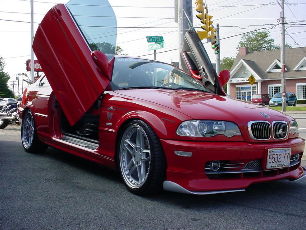 BMW 330i E46 (fot. bimmerwerkz.com)