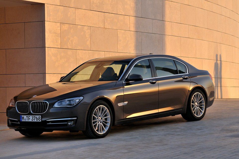 BMW serii 7 2013 (17)
