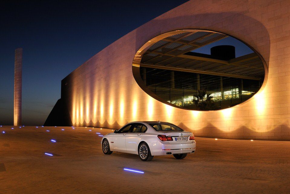 BMW serii 7 2013 (18)