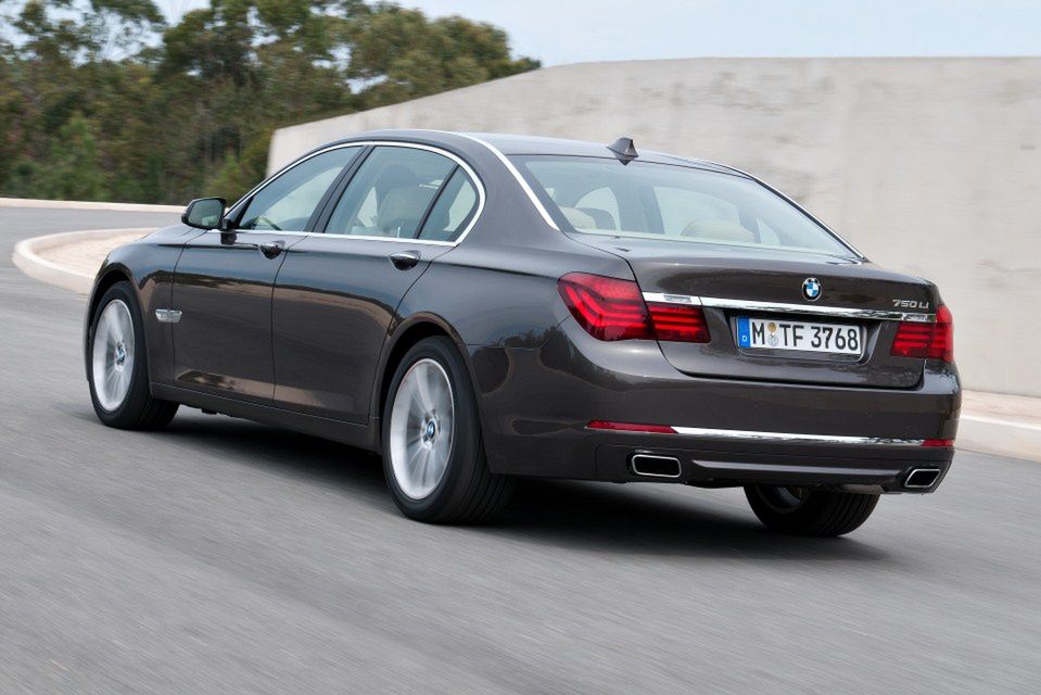 BMW serii 7 2013 (22)