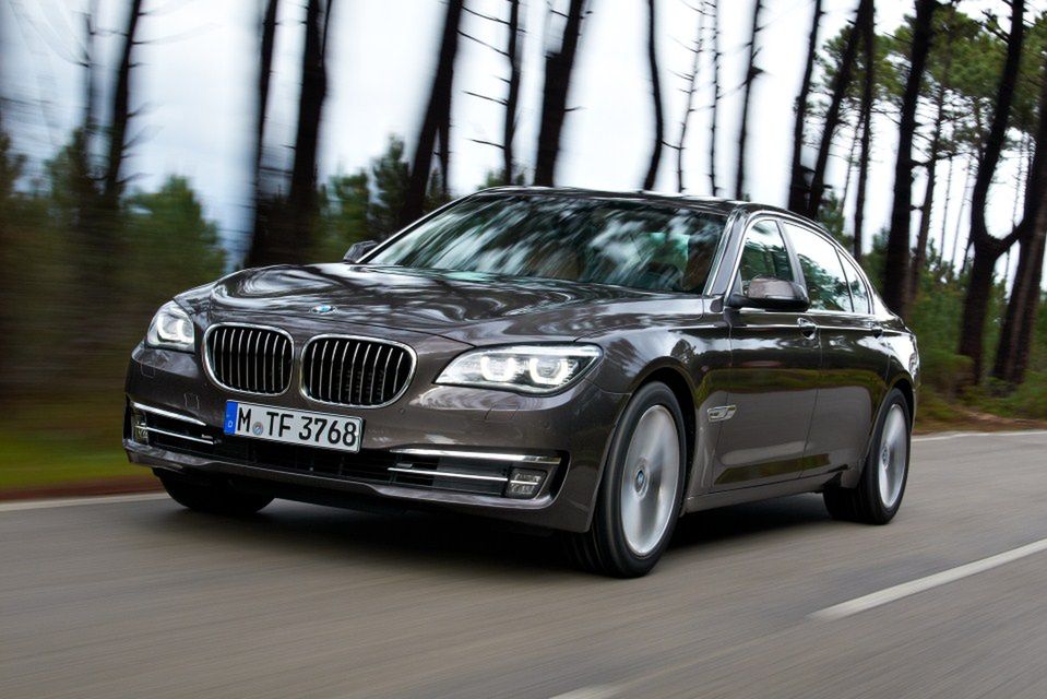 BMW serii 7 2013 (24)