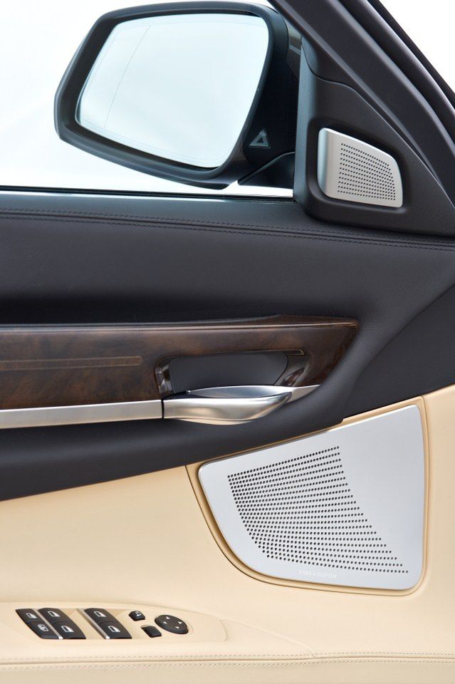 BMW serii 7 2013 (3)