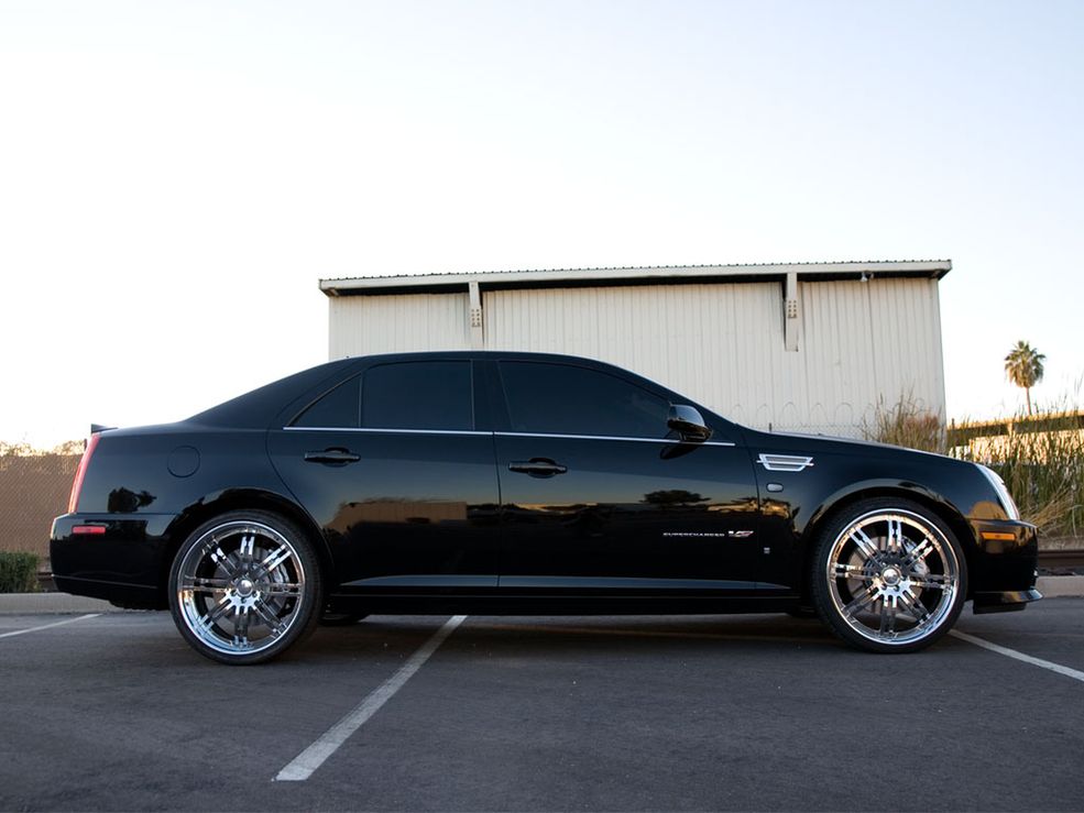 Cadillac STS-V 22"