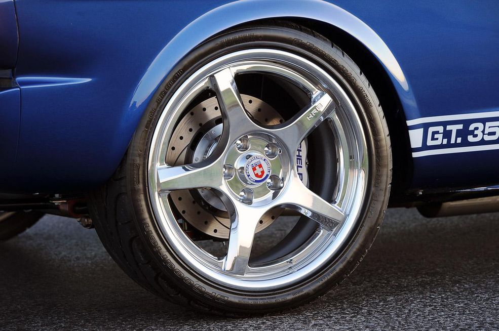 Classic Recreations 1966 Shelby GT350CR (11)