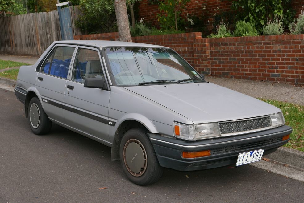 Toyota corolla e80