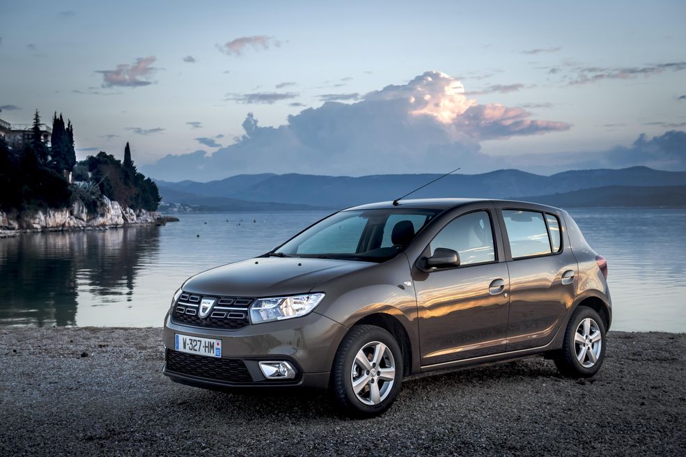 Dacia sandero фото