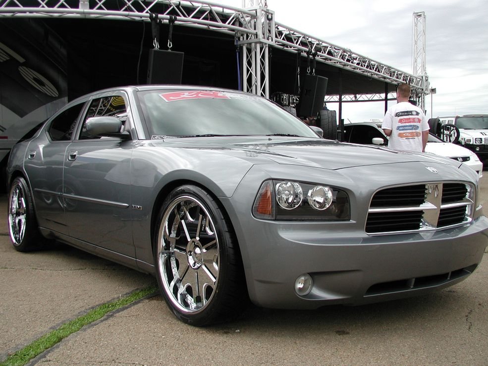 Dodge Charger 24''
