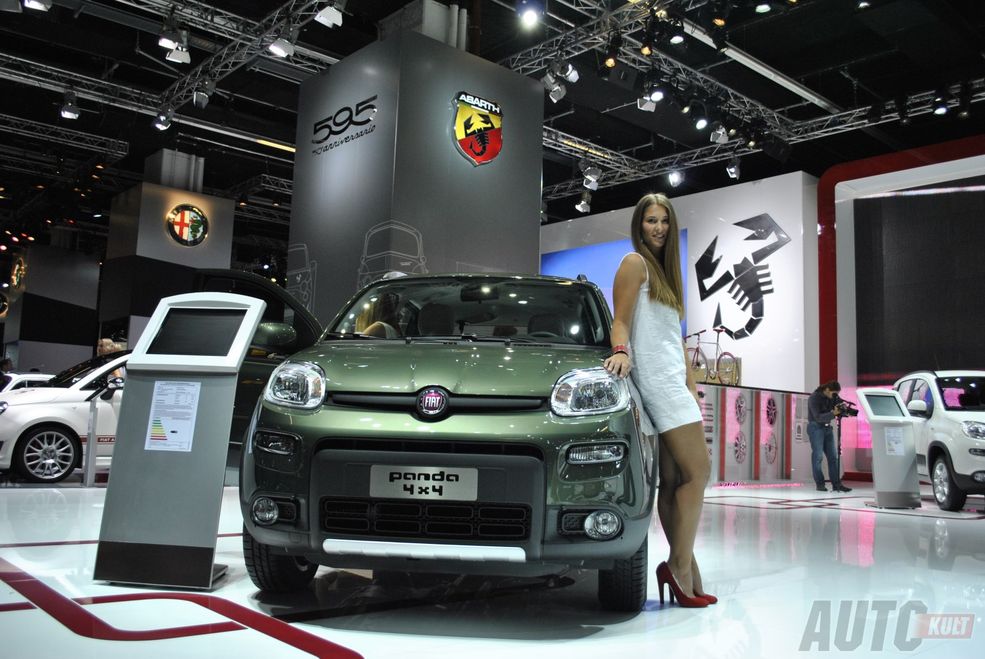 Hostessy Frankfurt Motor Show 2013