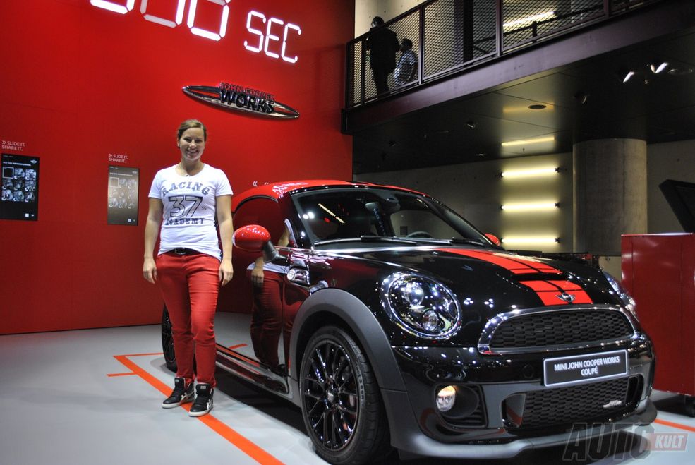 Hostessy Frankfurt Motor Show 2013