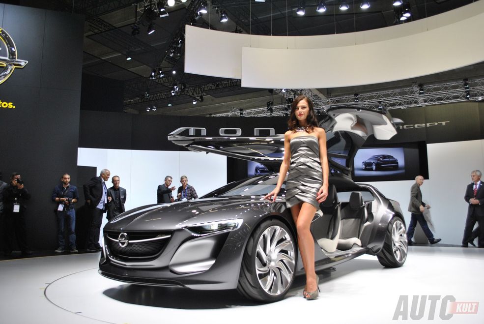 Hostessy Frankfurt Motor Show 2013