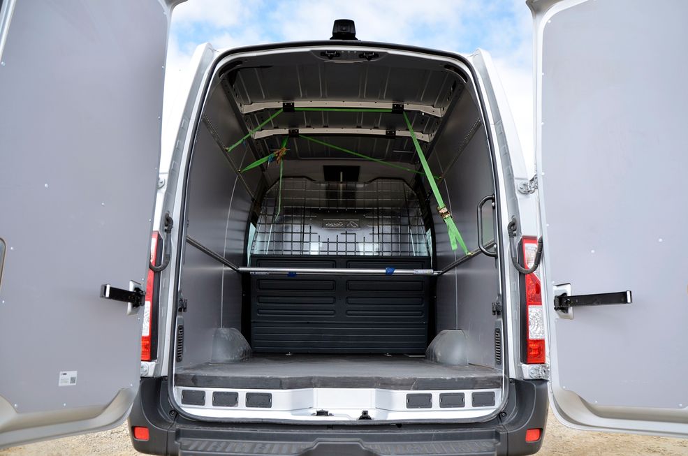 Interestingly designed cargo area - details can be found in the photo gallery