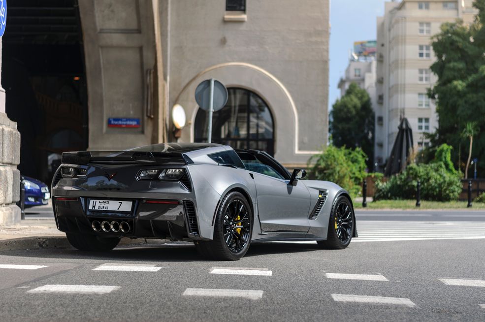 I były też amerykańskie interpretacje. Tu pod postacią Corvette C7.