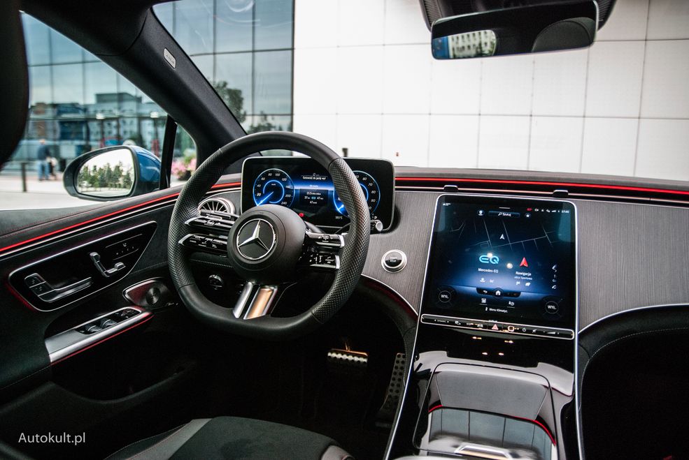 Mercedes EQE - interior