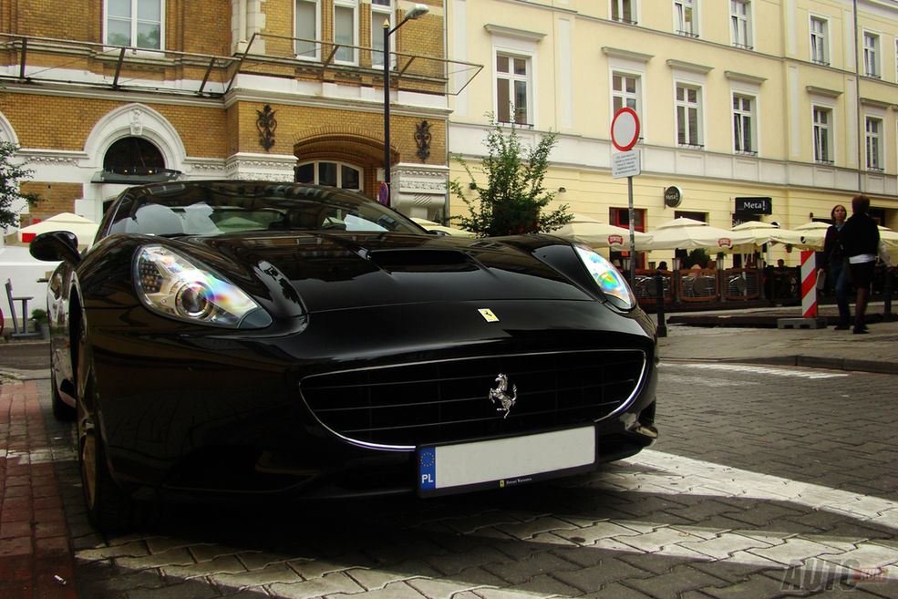 Ferari California (fot. Mariusz Zmysłowski)