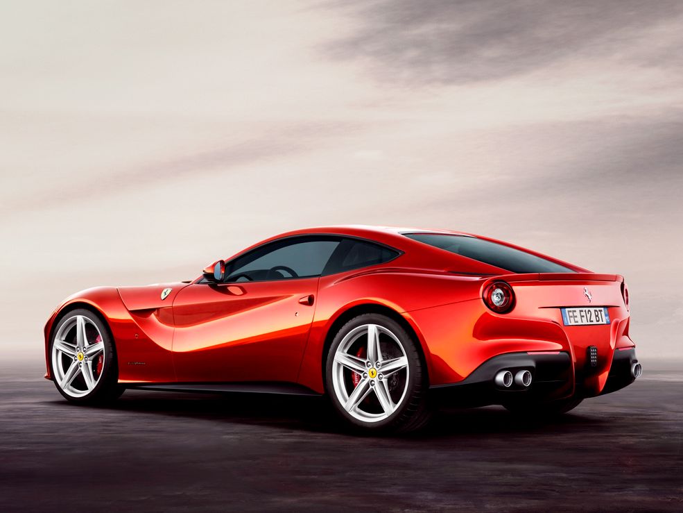 Przeczytaj nasz test Ferrari Californii T