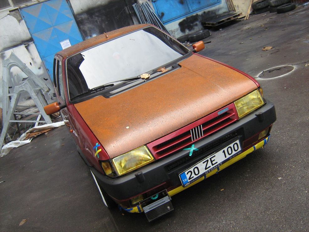 Fiat Uno (fot. imageshack.us)