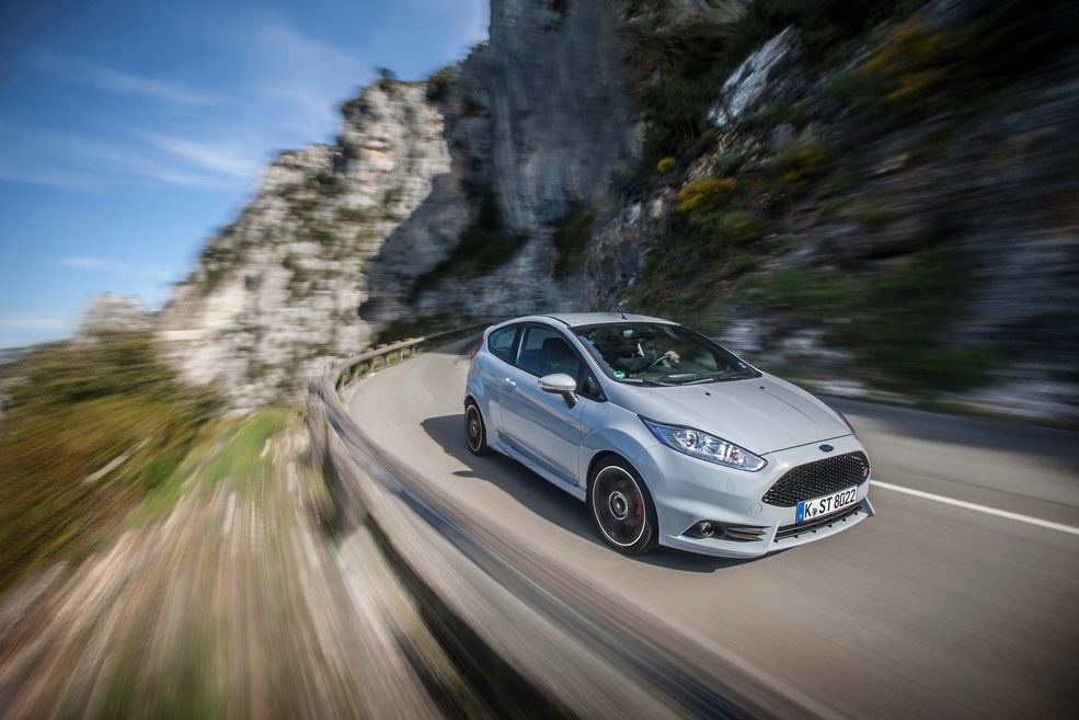 Ford Fiesta ST200 (2016) nowe zdjęcia i polska cena