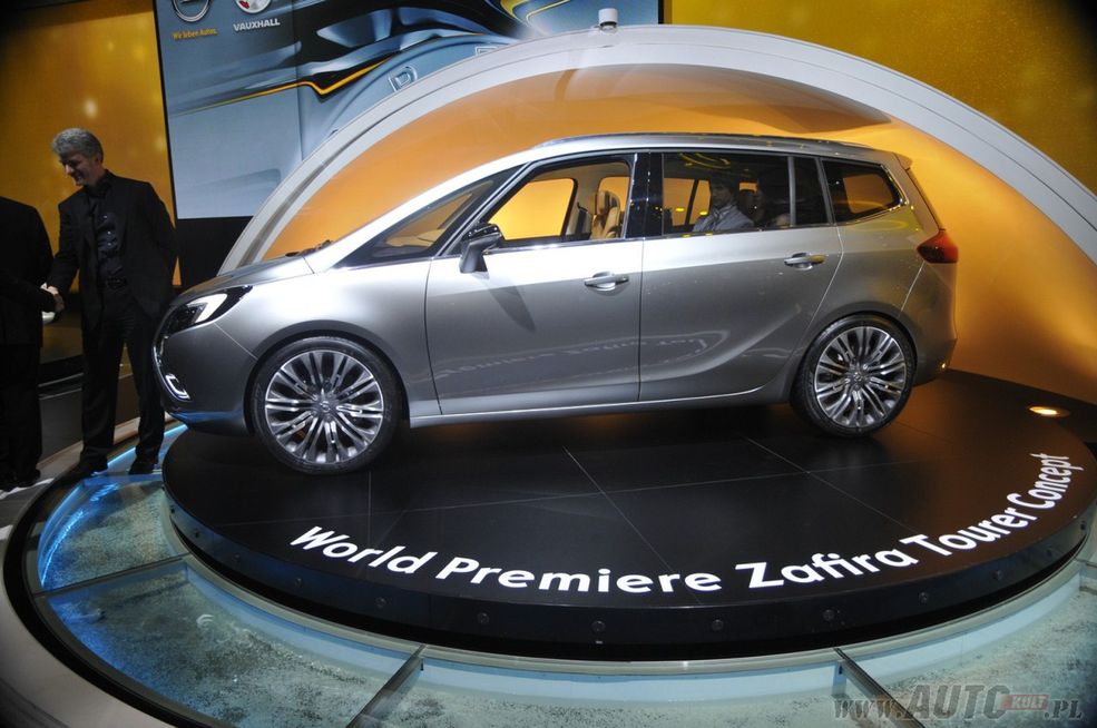 Geneva Motor Show 2011 - Opel Zafira Tourer