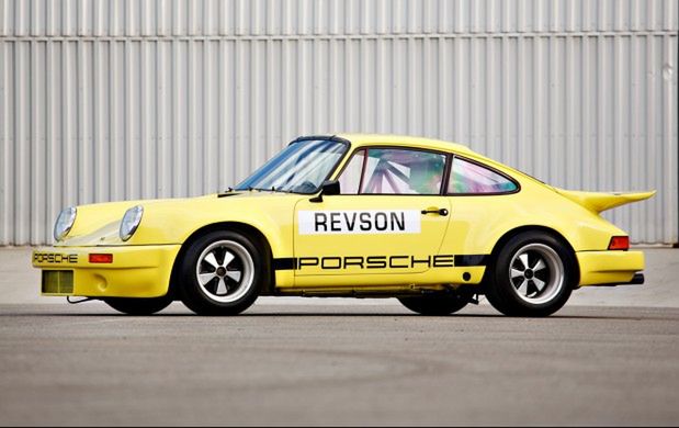 1974 Porsche 911 Carrera 3.0 IROC RSR
Szacowana wartość: 1,2-1,5 mln dolarów
Nadwozie nr: 911 460 0016
Silnik nr: 6840034