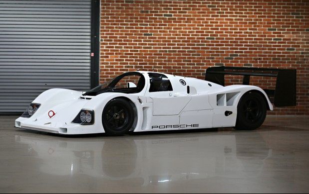 1990 Porsche 962C
Nadwozie nr: 962 012
Silnik nr: 402