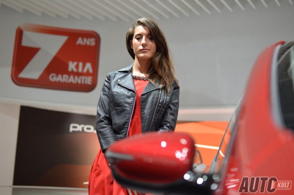 Hostessy Paris Motor Show 2012 (8)