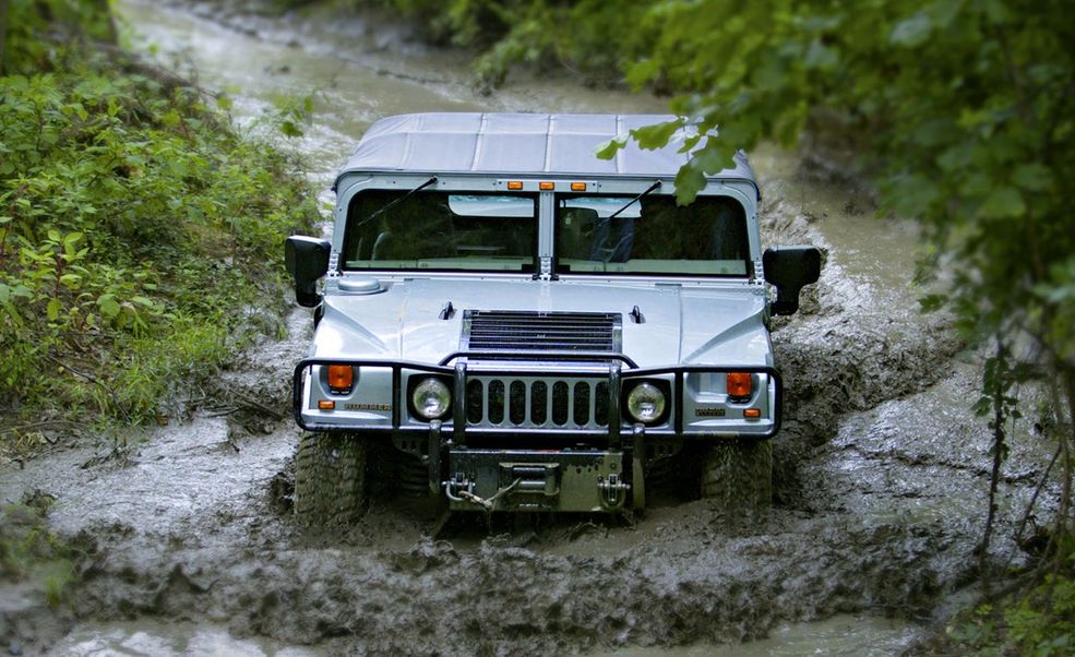 Hummer H1 (fot. widewallpapers.net)