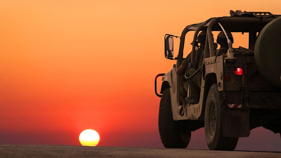 Hummer H1 w wersji militarnej (fot. walszone.com)