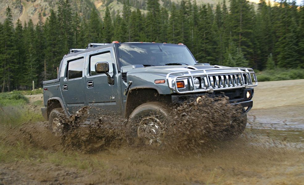 Hummer H2 (fot. widewallpapers.net)