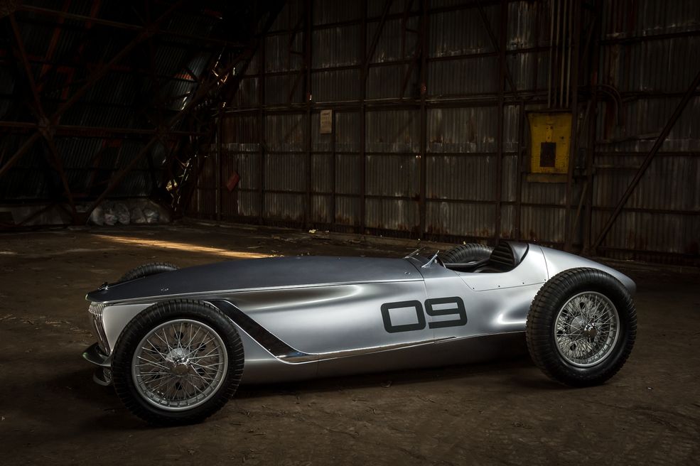 Infiniti Prototype 09