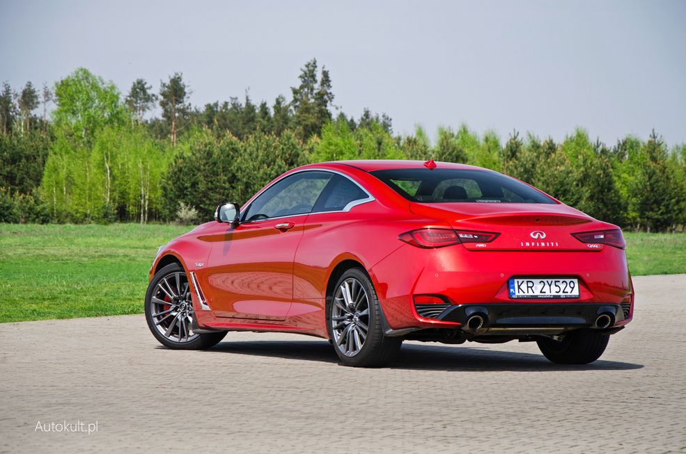 Infiniti Q60S