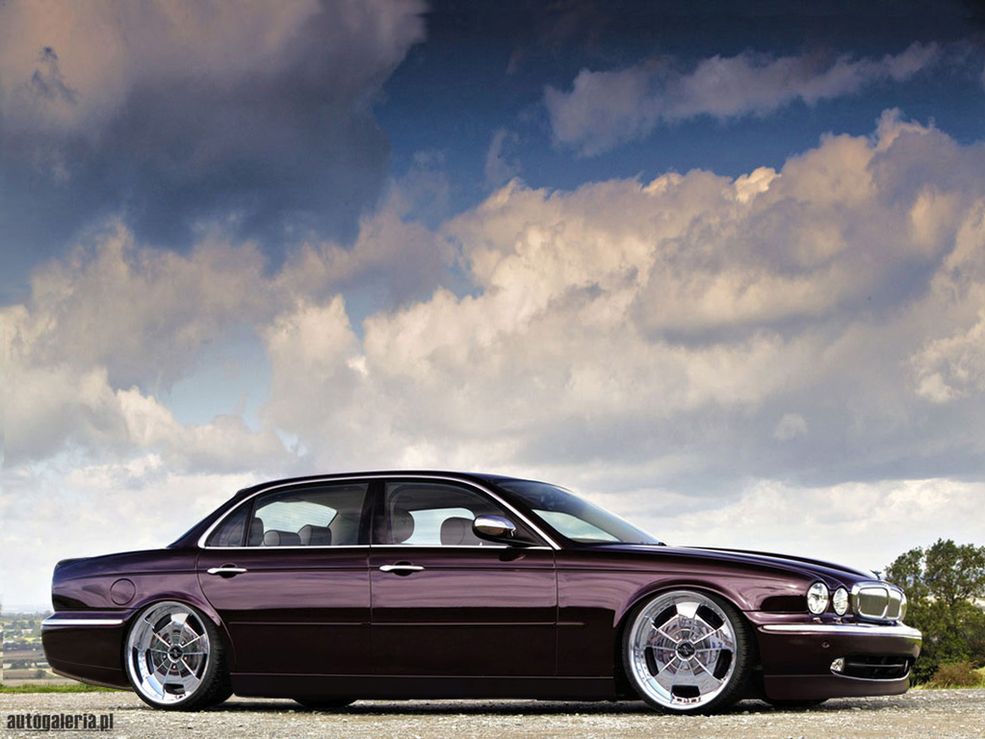 Jaguar XJ (fot. autogaleria.pl)