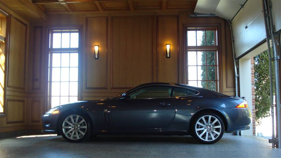 Jaguar XK (fot. luxury4play.com)