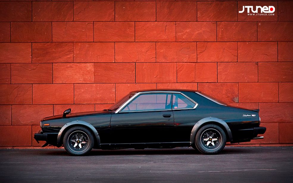 Jordan Shiraki Portfolio Nissan Skyline z profilu