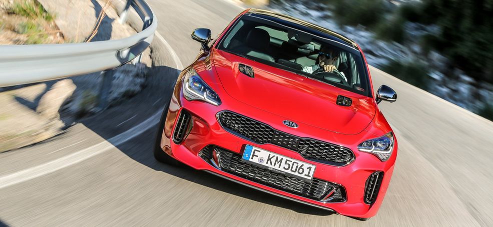 Kia Stinger budzi ogromne zainteresowanie. Ma jednak mocnego rywala z Japonii. Takiego zdania jest nasz czytelnik, który zastanawia się nad zakupem.