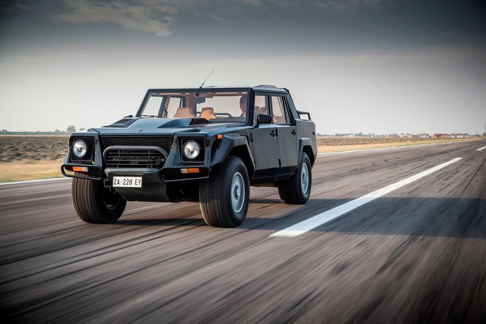 Lamborghini LM002