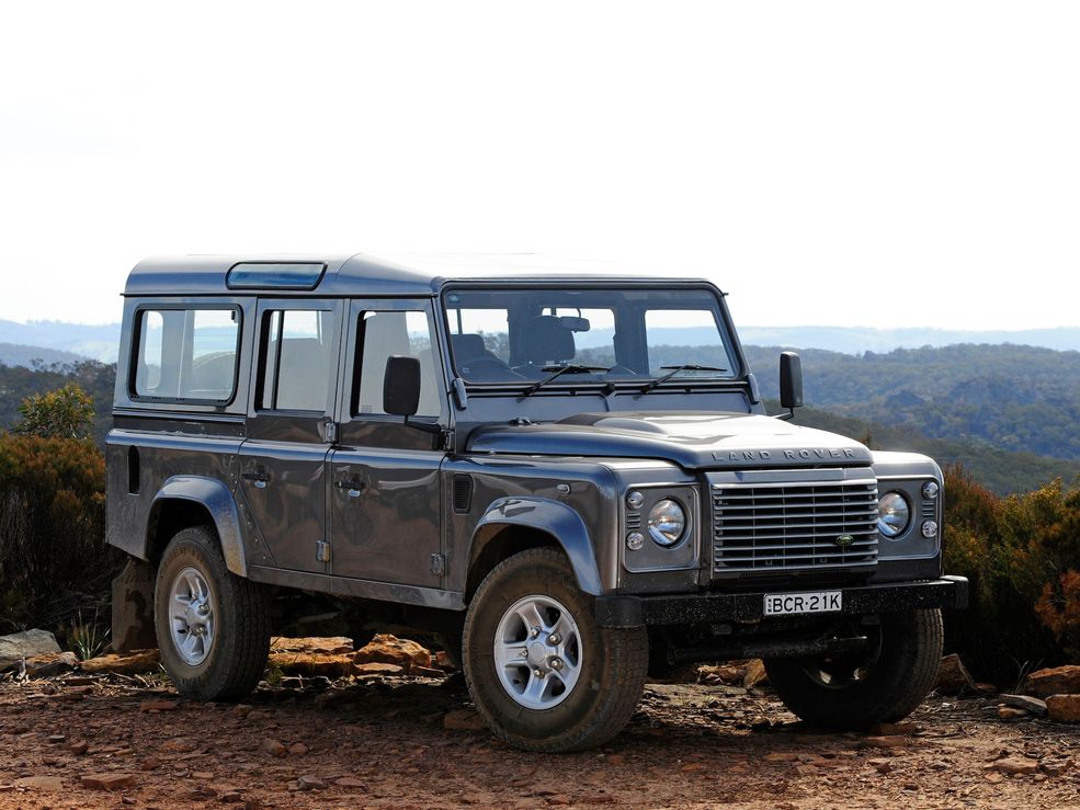 Land Rover Defender 110 Station Wagon AU-spec (2007)