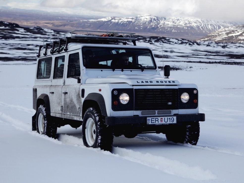 Land Rover Defender 110 Station Wagon EU-spec (2007)