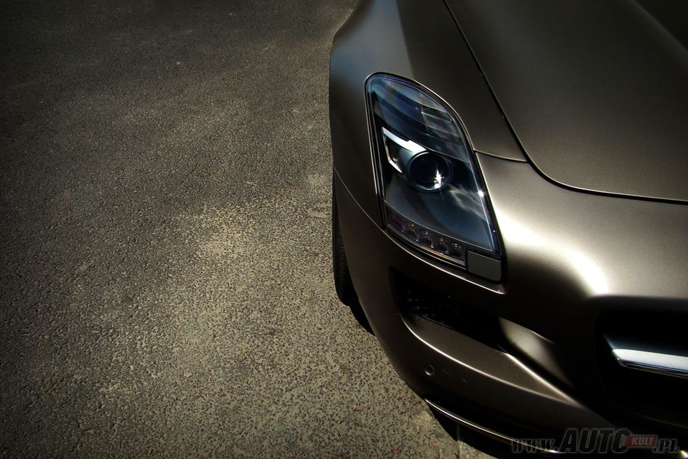 Mercedes SLS