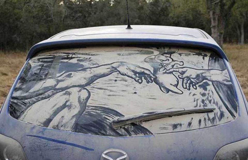 Dzieła sztuki na samochodach Mazda 3