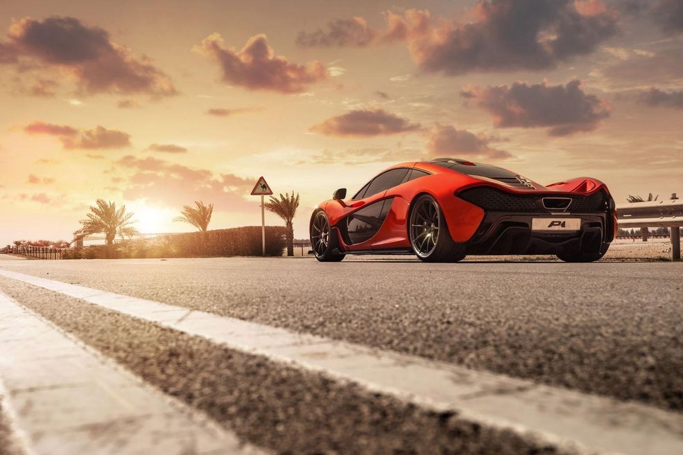 McLaren P1