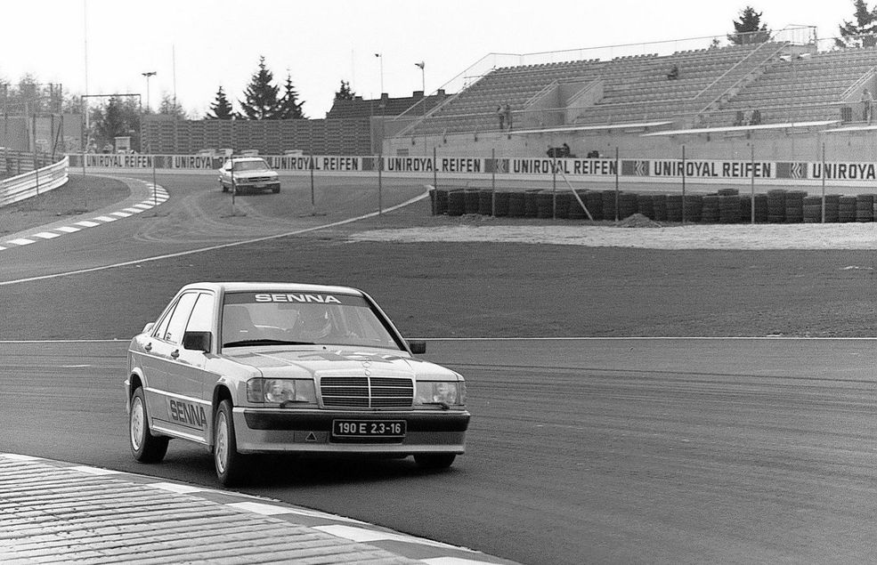 Mercedes-Benz W201 - Rocznicowa Galeria na 30-lecie (9)