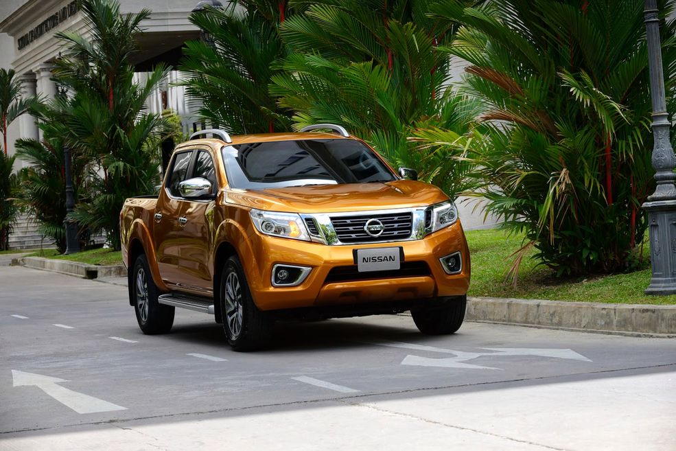 Nowy Nissan Navara obszerna galeria producenta Autokult.pl