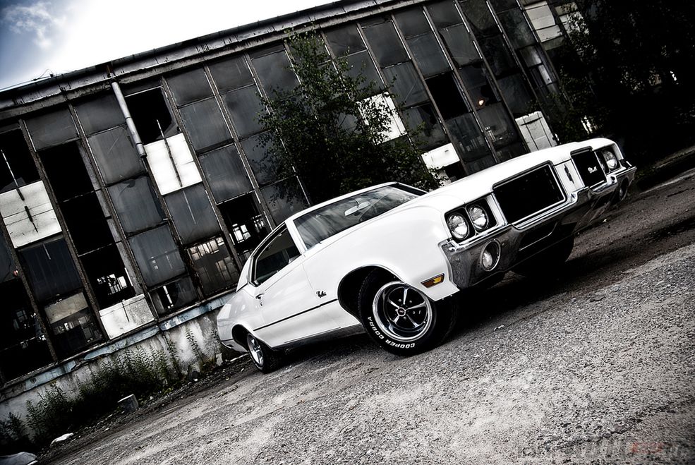 Oldsmobile Cutlass