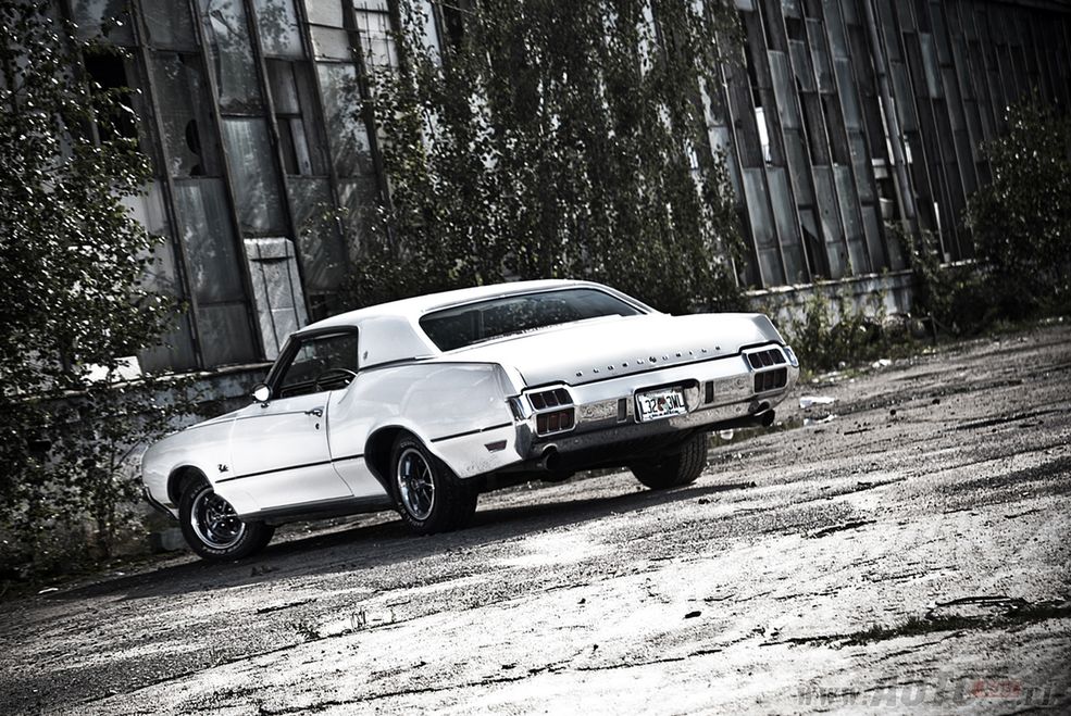 Oldsmobile Cutlass